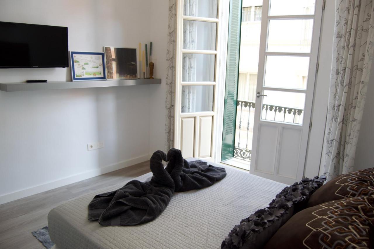 Julieta Historical Apartment By Alohamalaga Luaran gambar