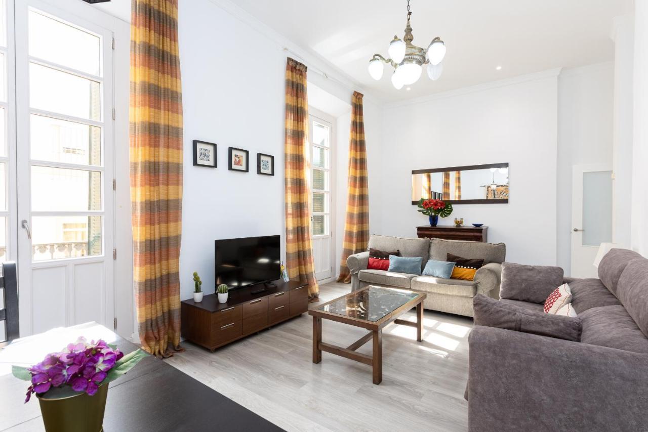 Julieta Historical Apartment By Alohamalaga Luaran gambar